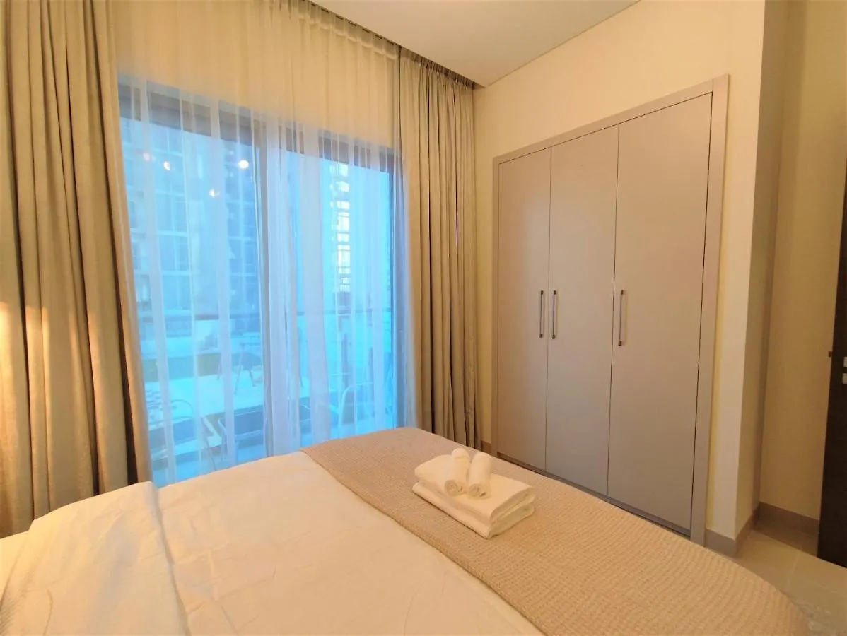 Modern 1 Bedroom - Close To Business Bay - Sobha Creek Vista Dubai Daire