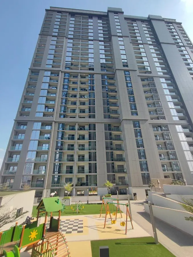 Daire Modern 1 Bedroom - Close To Business Bay - Sobha Creek Vista Dubai Birleşik Arap Emirlikleri