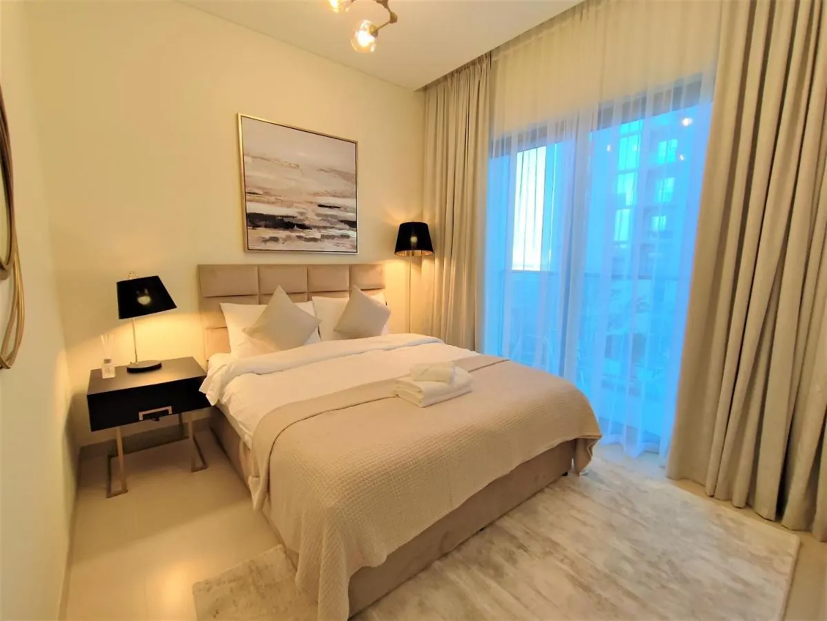 Daire Modern 1 Bedroom - Close To Business Bay - Sobha Creek Vista Dubai
